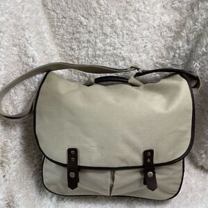 Unisex Banana Republic large messenger bag taupe canvas & Brown leather trims